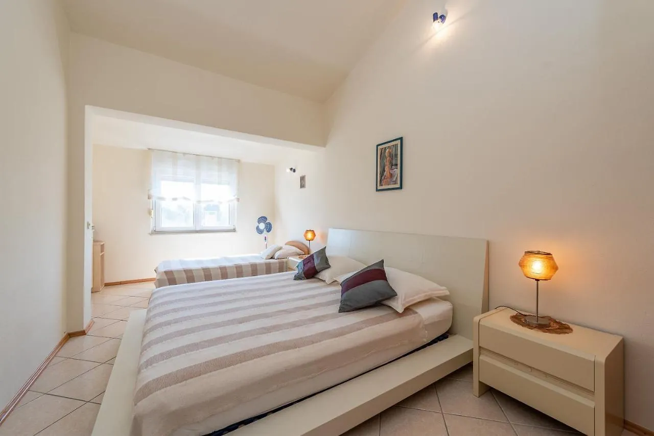 Apartment Apartmani Merica Pakostane