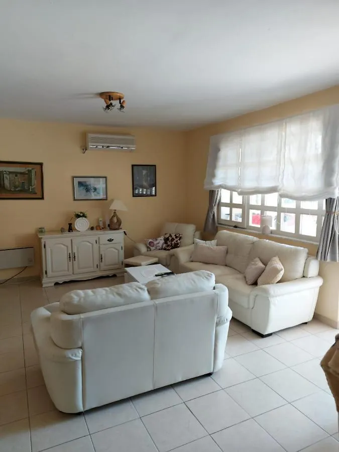 Apartmani Merica Pakostane 0*,  Croatia